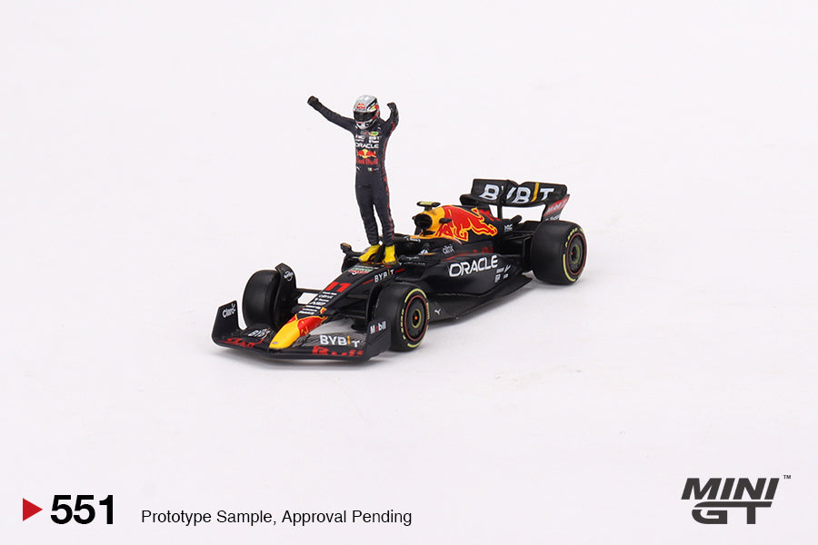 MINI GT 551 - Oracle Red Bull Racing RB18 #11 Sergio Pérez 2022 Monaco Prix Winner