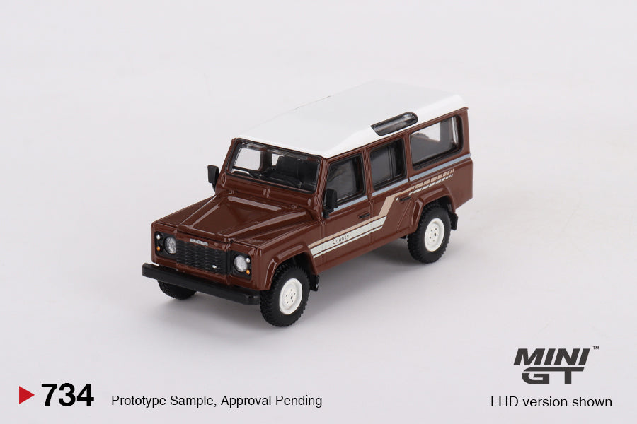 MINI GT 0734 - Land Rover Defender 110 1985 County Station Wagon Russet Brown