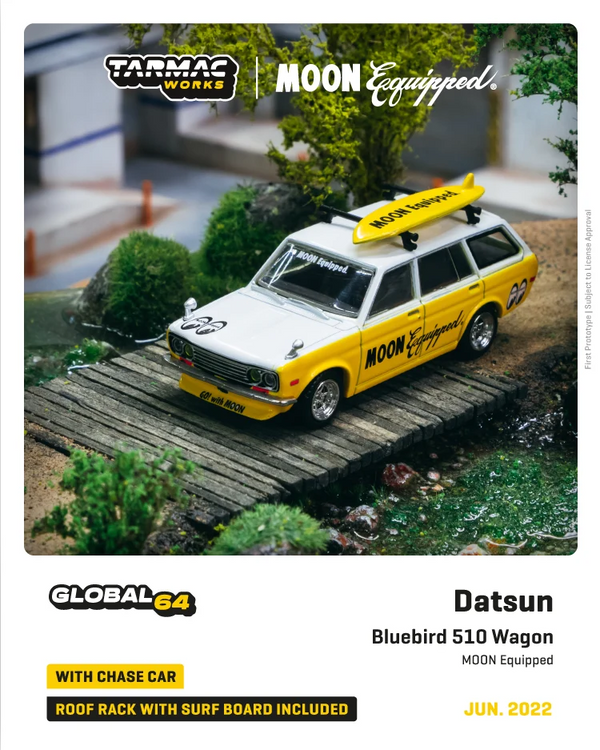 Tarmac Global 64 - Datsun Bluebird 510 Wagon Moon Equipped