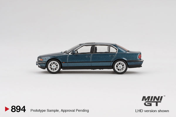 MINI GT 0894 - BMW 750IL Sorrento Blue Metallic