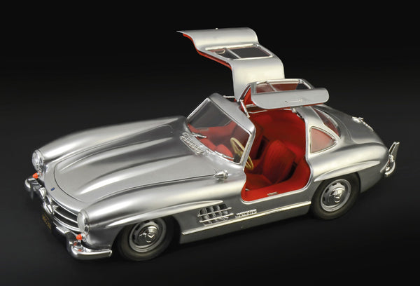 Italeri 3612 - 1/16 Mercedes-Benz 300SL Gullwing